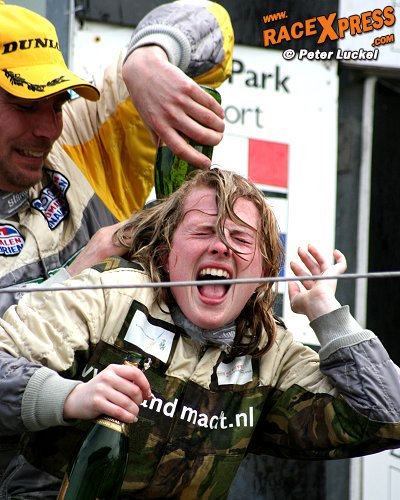 Sheila Verschuur en Pim Hoekzema op het podium