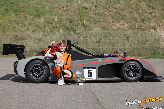 Mitchell van Dijk Radical