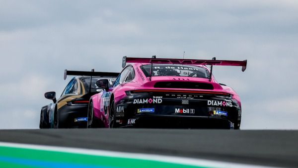 Porsche Mobil 1 Supercup Zandvoort 29-31 augustus 2025 Foto 14 Robert de Haan achterzijde
