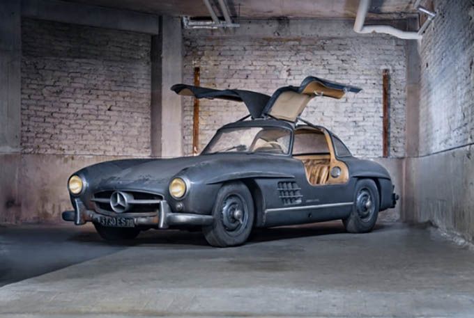 Mercedes_Gullwing