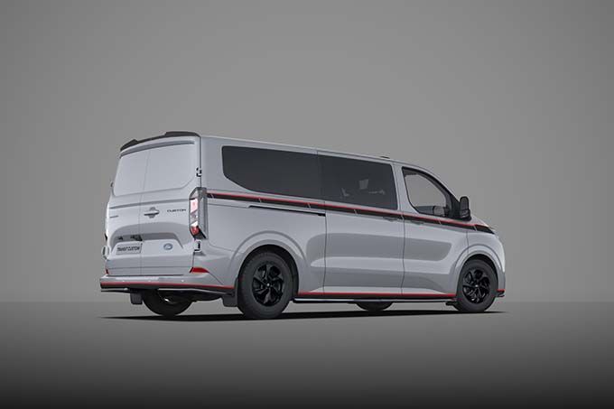 Ford_Transit_Custom_Grey_Platinum