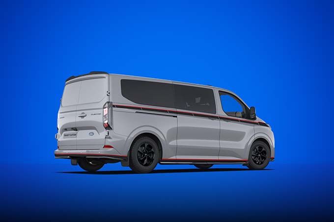 Ford_Transit_Custom_Grey_Platinum
