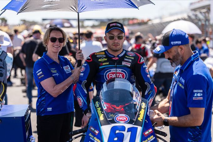  Pata Yamaha Ten Kate Racing